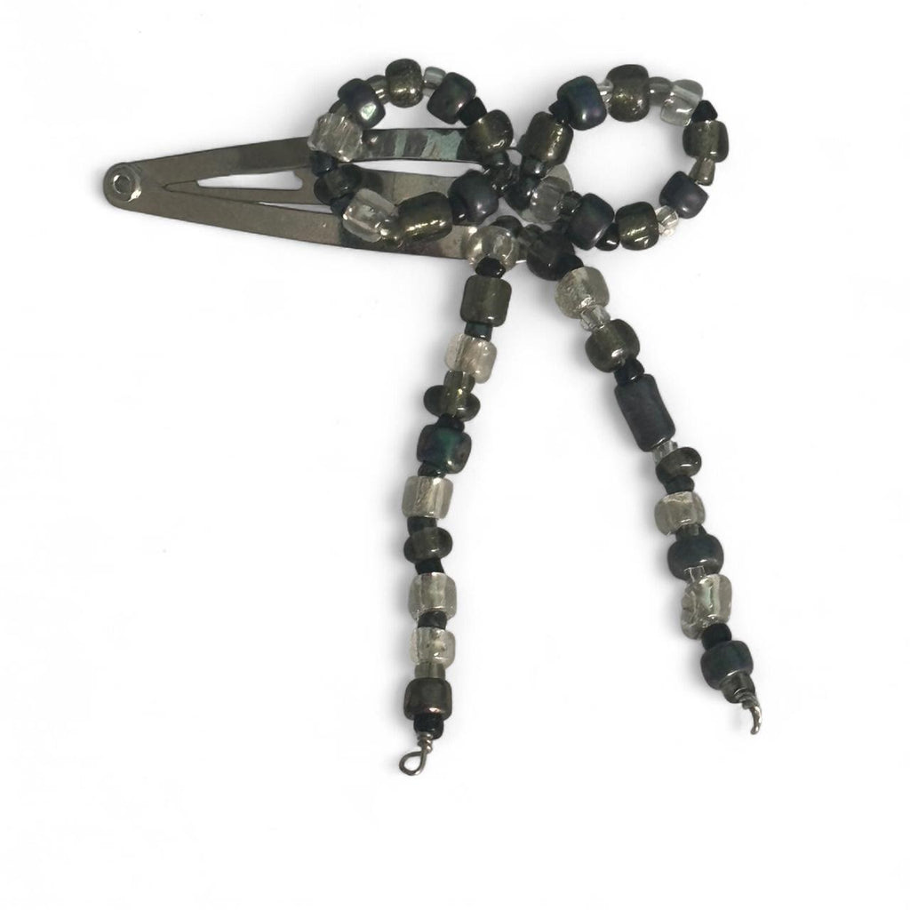 Beaded bow hair clip