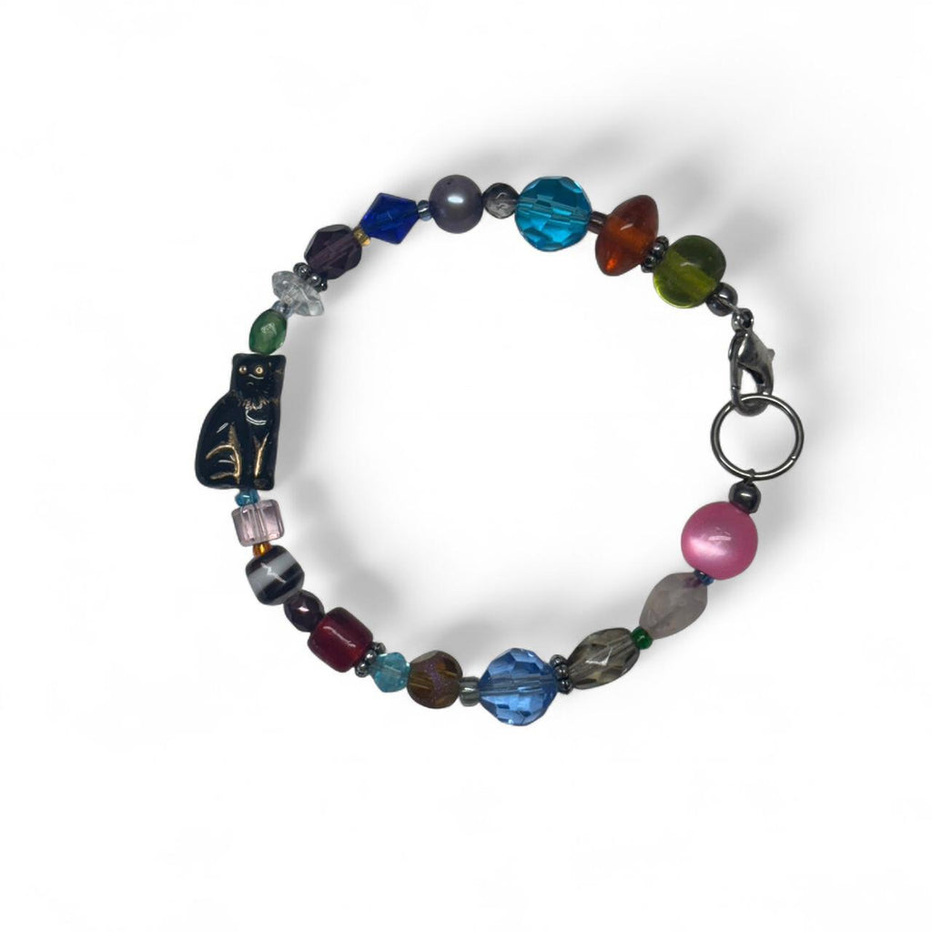 Black cat mixed bead bracelet