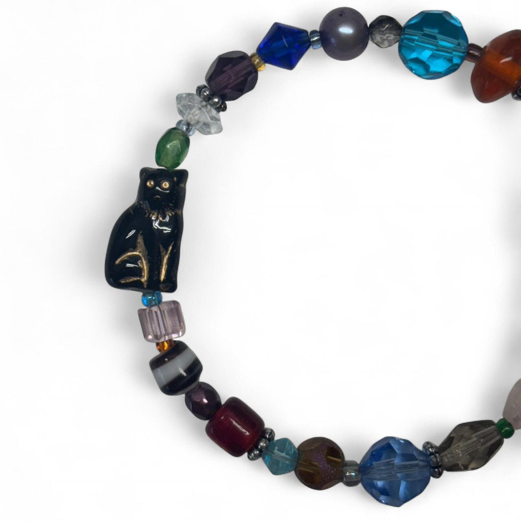 Black cat mixed bead bracelet